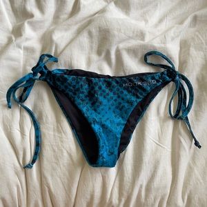 Hook 360 dive bikini
